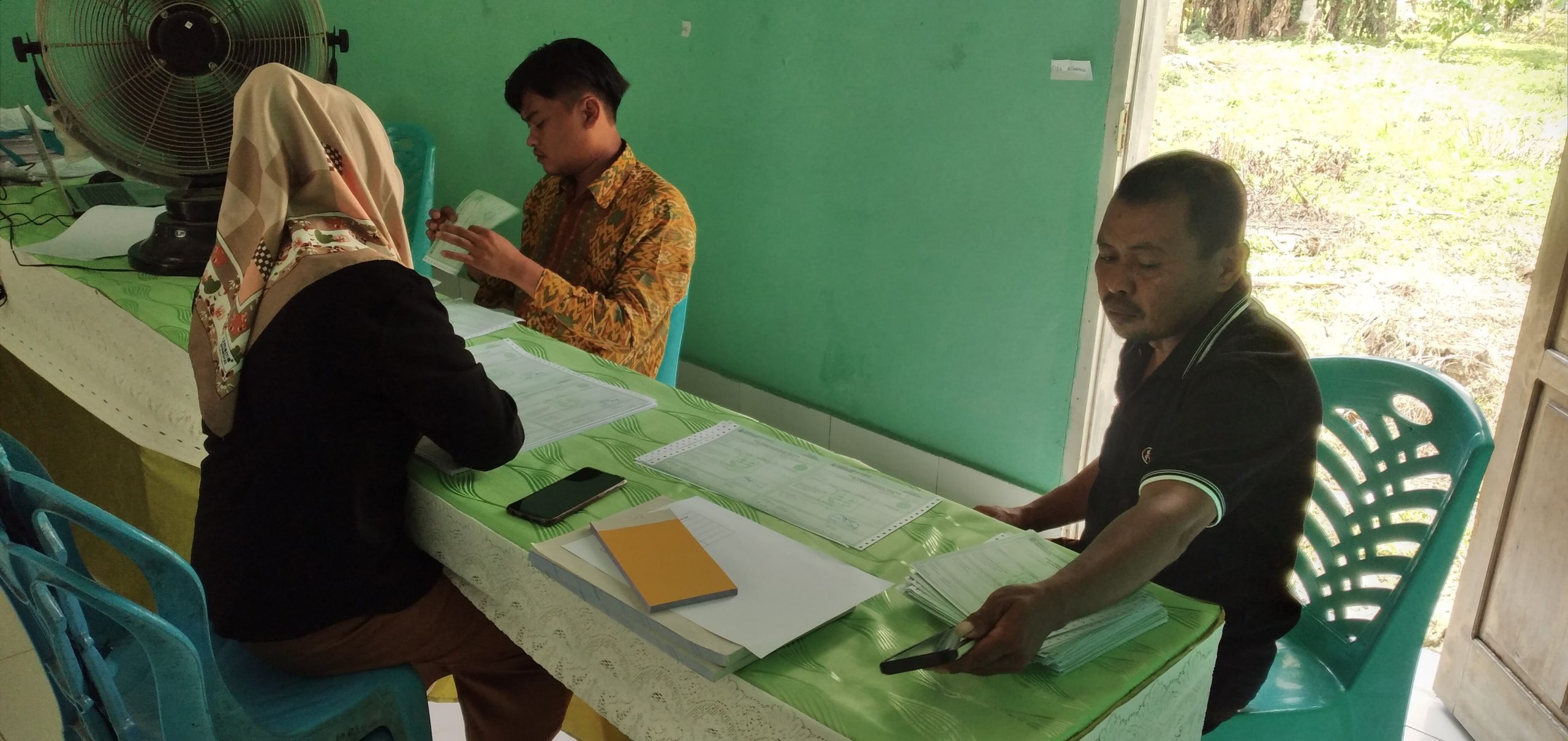 Kegiatan pemisahan SPPT Pajak Bumi dan Bangunan (PBB) Tahun 2021